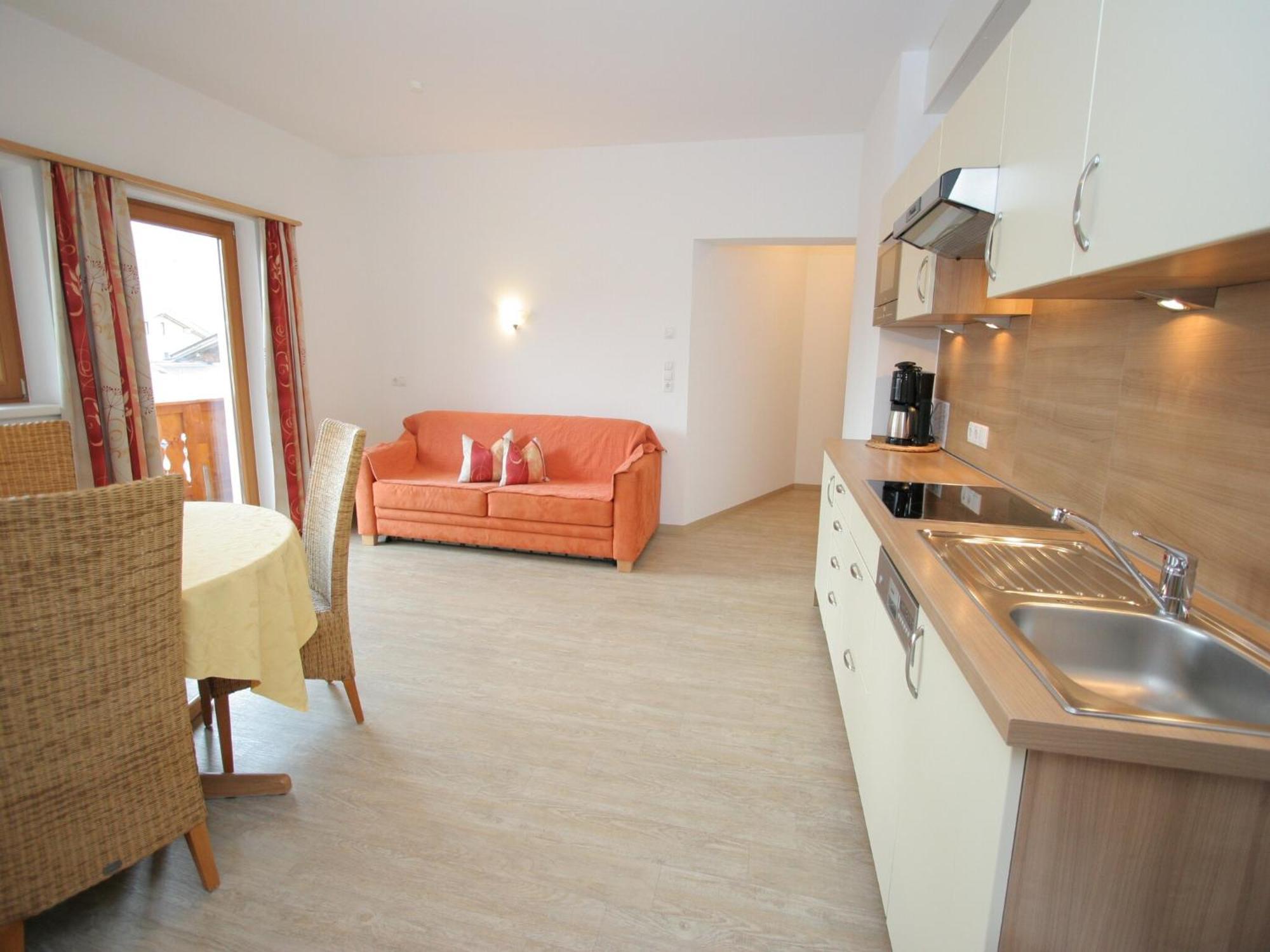 Spacious Apartment In Uderns Near Ski Area Exterior photo